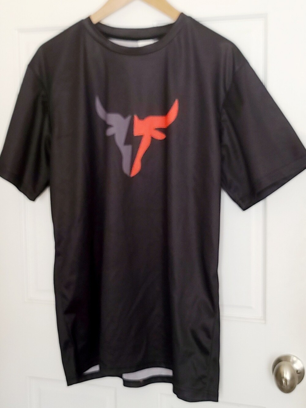 GLOOCEAN Athletic-Fit T-shirt with Red & Gray Split Bullhead Men's Size XL